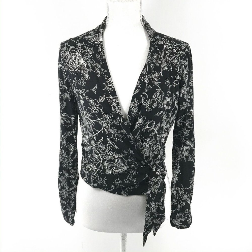 Abercrombie and Fitch Black and White Floral Blouse